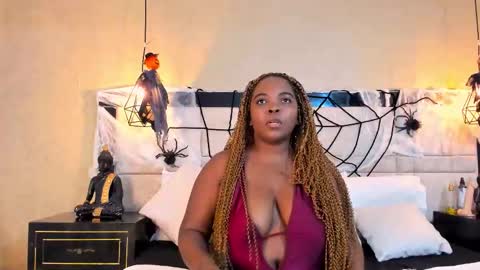 saradunss online show from October 18, 7:48 pm