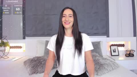  Sara Gomez  online show from January 6, 12:02 pm