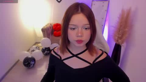 Sarah online show from October 22, 10:53 am