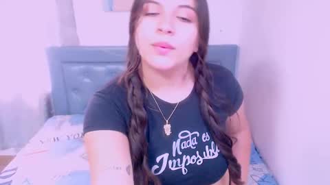 Snapshot of sarah_acero chatting on September 29, 9:09 pm sarah online show from September 29, 9:09 pm