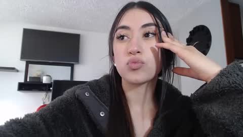 Dani online show from February 26, 9:29 pm