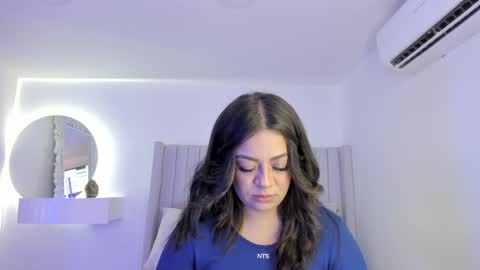 Sarah Bonneth online show from January 23, 10:54 am