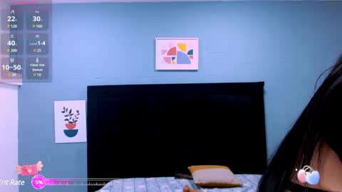 Snapshot of sarah_cream chatting on December 13, 9:51 pm Sarah online show from December 13, 9:51 pm