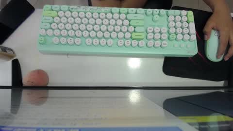 Sara online show from December 3, 5:10 am