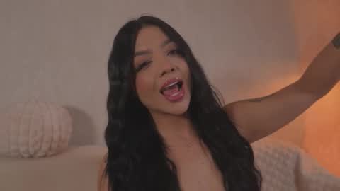       online show from October 24, 10:39 pm