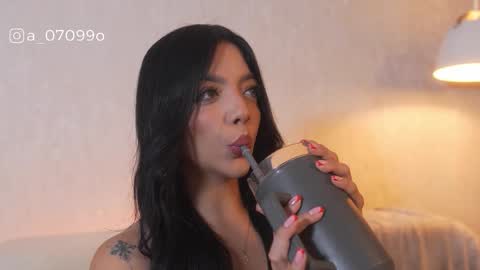       online show from December 15, 10:15 pm