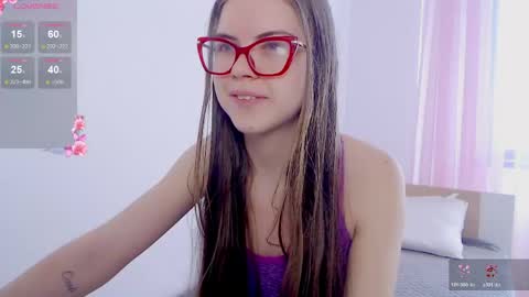 Sarah online show from April 12, 9:34 am