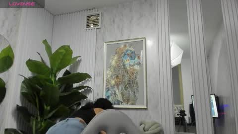 Sarah online show from March 17, 2:15 am