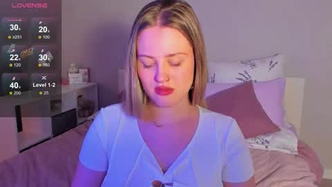 Snapshot of sarah_soul chatting on October 20, 2:14 am Sarah online show from October 20, 2:14 am