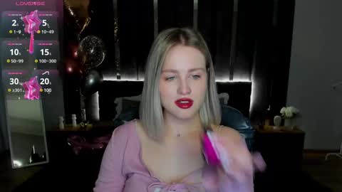 Snapshot of sarah_soul chatting on March 7, 1:09 am Sarah online show from March 7, 1:09 am