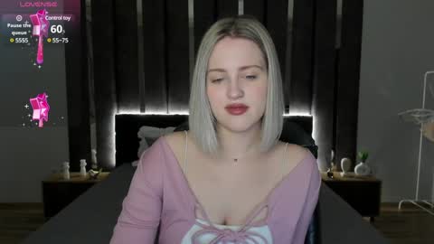 Snapshot of sarah_soul chatting on January 23, 12:57 am Sarah online show from January 23, 12:57 am