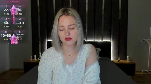 Snapshot of sarah_soul chatting on January 5, 12:52 am Sarah online show from January 5, 12:52 am