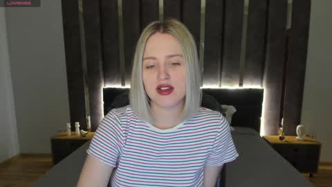 Snapshot of sarah_soul chatting on December 29, 1:13 am Sarah online show from December 29, 1:13 am