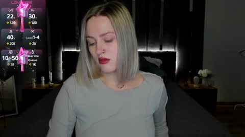 Snapshot of sarah_soul chatting on February 22, 12:38 am Sarah online show from February 22, 12:38 am