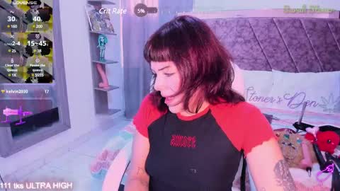 Snapshot of sarah_stoner chatting on February 26, 7:40 pm Loren online show from February 26, 7:40 pm