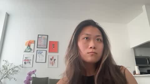 sarahli138974 online show from June 9, 8:30 pm