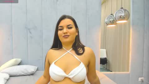 sarahloreen_ online show from September 11, 4:46 am
