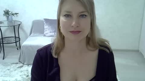 Snapshot of sarahphelps chatting on February 23, 5:23 pm sarahphelps online show from February 23, 5:23 pm