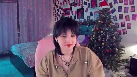 Sarah online show from December 15, 3:06 pm