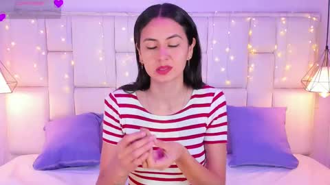 Snapshot of sarahsophia_ chatting on March 5, 11:38 am SARAH online show from March 5, 11:38 am