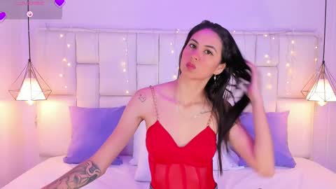 Snapshot of sarahsophia_ chatting on March 12, 11:31 am SARAH online show from March 12, 11:31 am