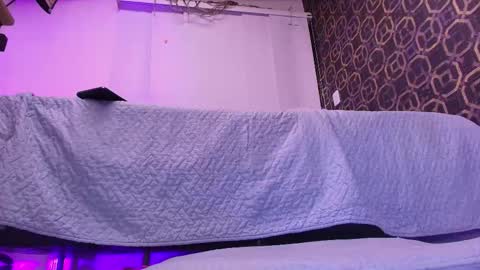 Sara  online show from October 17, 12:08 pm