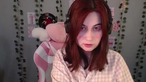 Sara online show from February 18, 1:55 pm