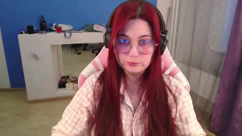 Sara online show from April 15, 12:06 pm