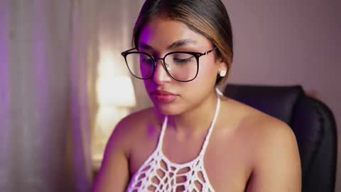 Sara online show from October 4, 1:22 am