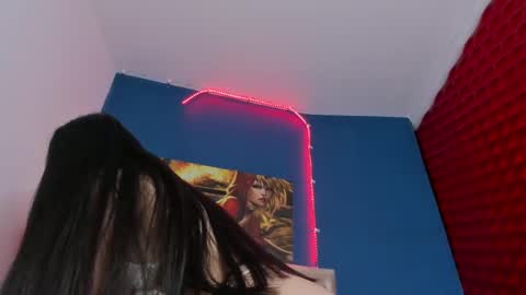 Snapshot of sararoy_ chatting on January 28, 12:22 pm Sara online show from January 28, 12:22 pm