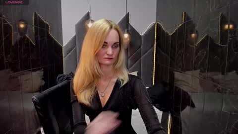 Sara online show from September 19, 2:16 pm