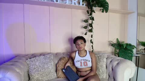 Saray Mardez online show from January 27, 12:37 pm