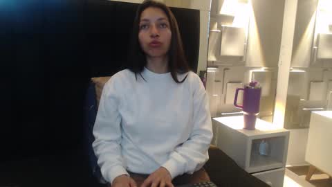 Saray Pink online show from January 15, 12:00 pm