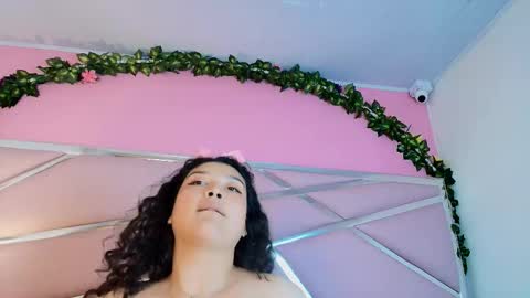 saray online show from October 11, 10:45 pm