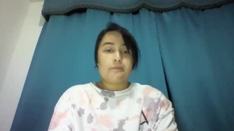 Snapshot of sarayx chatting on January 7, 2:31 am mery online show from January 7, 2:31 am