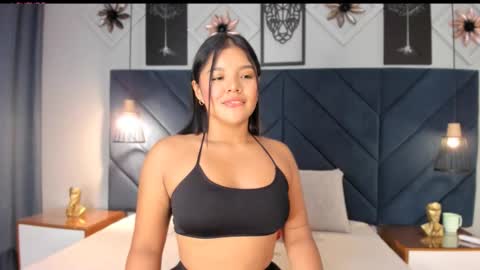 Snapshot of sarita_hills chatting on October 5, 4:28 am Sara online show from October 5, 4:28 am