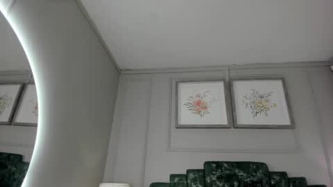 Snapshot of sarita_hills chatting on October 22, 11:48 am Sara online show from October 22, 11:48 am