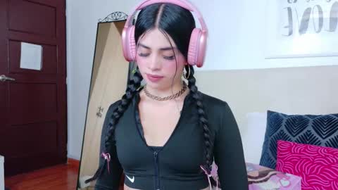 Sara online show from October 9, 9:08 pm