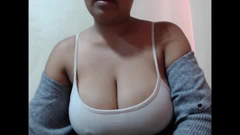 saronette online show from October 16, 5:54 am