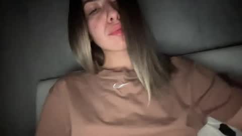 Sarrah online show from September 14, 9:34 pm