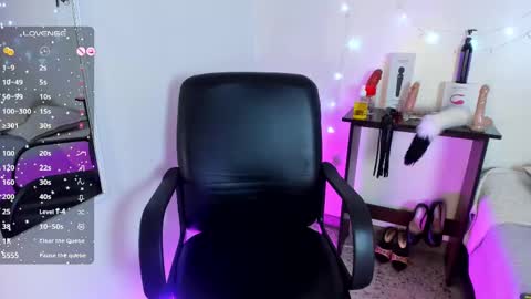 Snapshot of sasha_brattz chatting on October 2, 4:17 am Sasha Brattz online show from October 2, 4:17 am