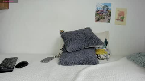 Sasha Collins online show from February 1, 9:08 pm