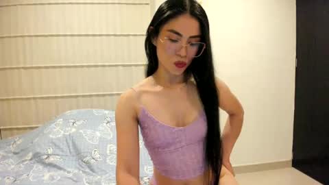 Snapshot of sasha_jonne chatting on September 28, 12:17 am sasha_jonne online show from September 28, 12:17 am