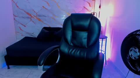 Snapshot of sasha_kendrick chatting on October 2, 12:04 am Sasha online show from October 2, 12:04 am