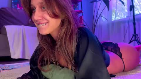 Snapshot of sasha_moormeoow chatting on October 16, 7:00 am Alexandra Sasha in short online show from October 16, 7:00 am