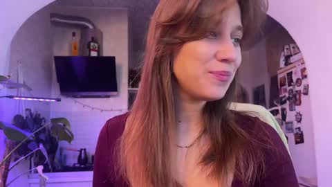 Alexandra Sasha in short online show from December 15, 7:35 am
