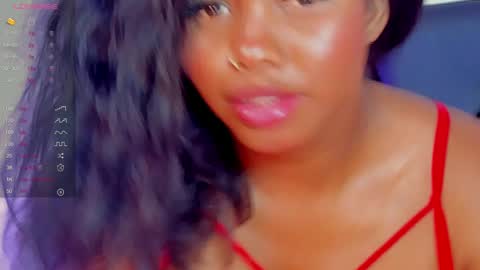 Snapshot of sasha_ross_ chatting on February 15, 4:58 am Sasha online show from February 15, 4:58 am