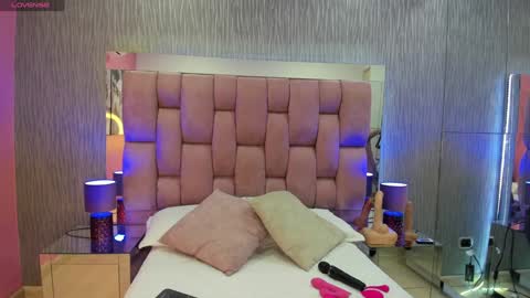 Camila  online show from January 16, 11:58 am