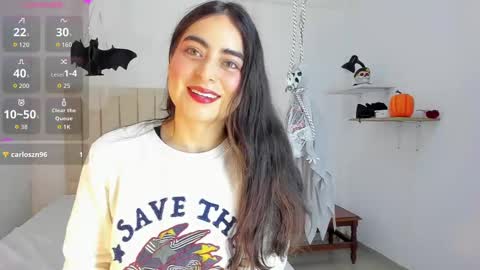 Snapshot of sashaa_petit chatting on October 24, 11:17 am Sashaa online show from October 24, 11:17 am