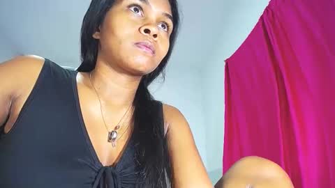 Snapshot of sashabreck1 chatting on January 25, 7:06 am sashabreck1 online show from January 25, 7:06 am